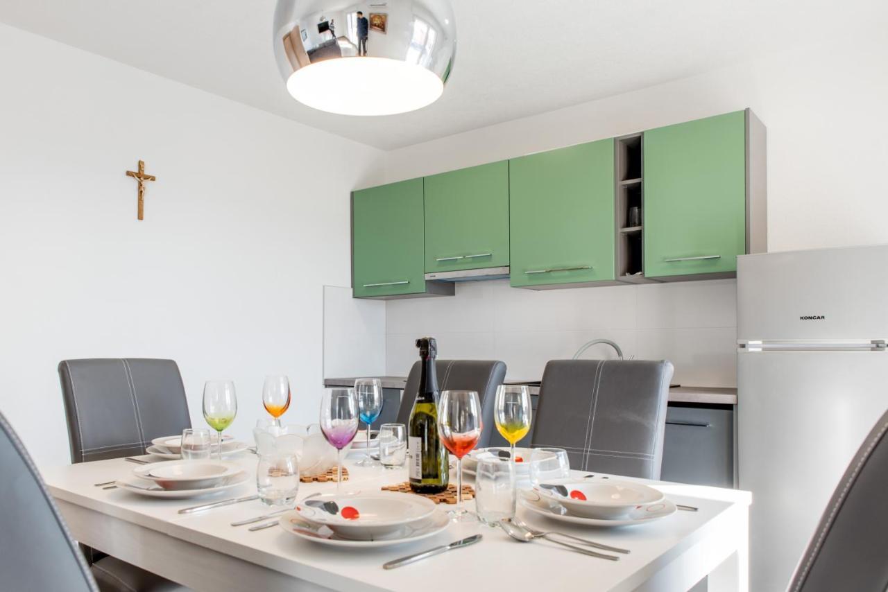 Apartments Zilic Kaštel Stari Eksteriør billede