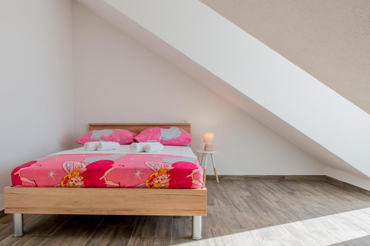 Apartments Zilic Kaštel Stari Eksteriør billede