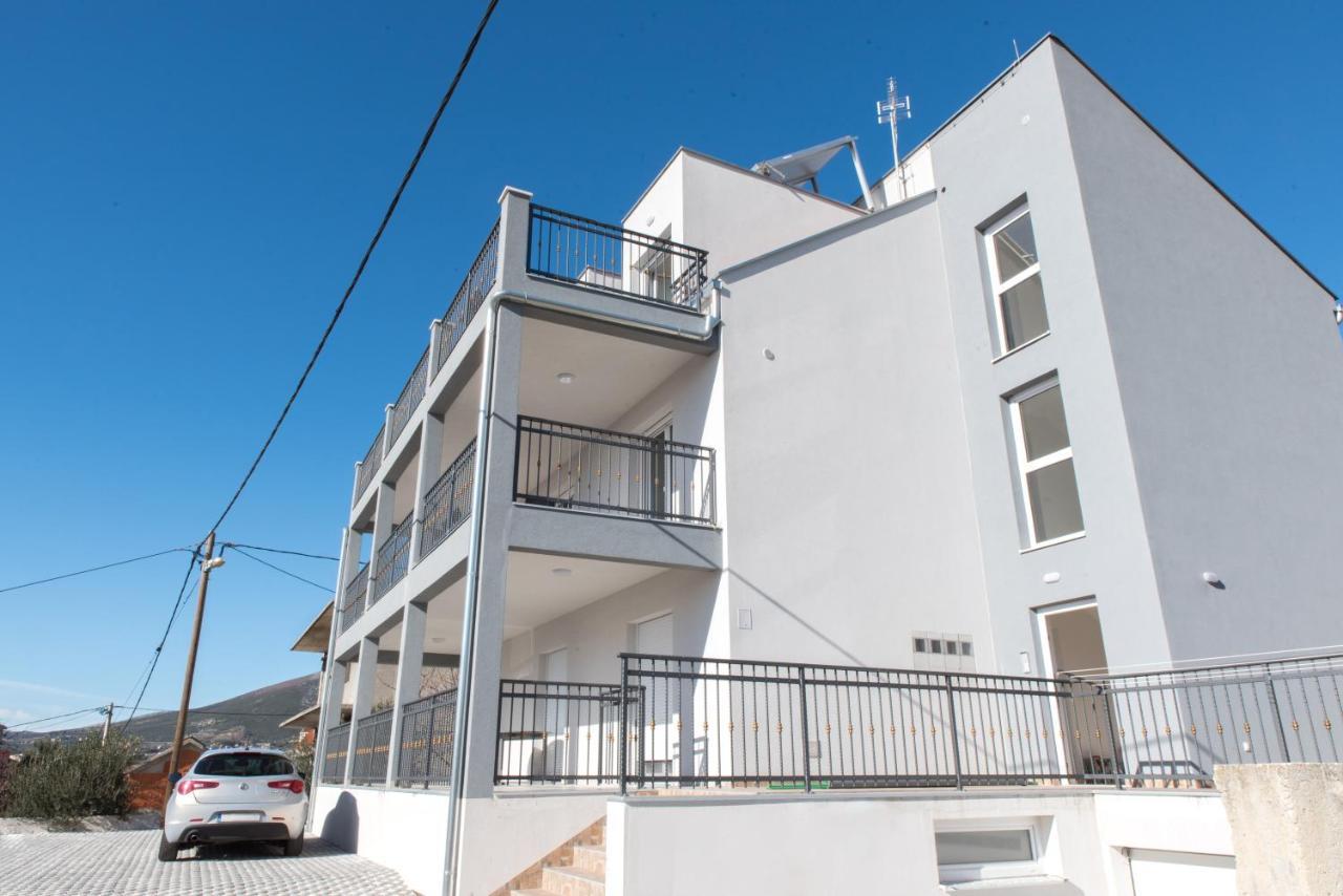 Apartments Zilic Kaštel Stari Eksteriør billede