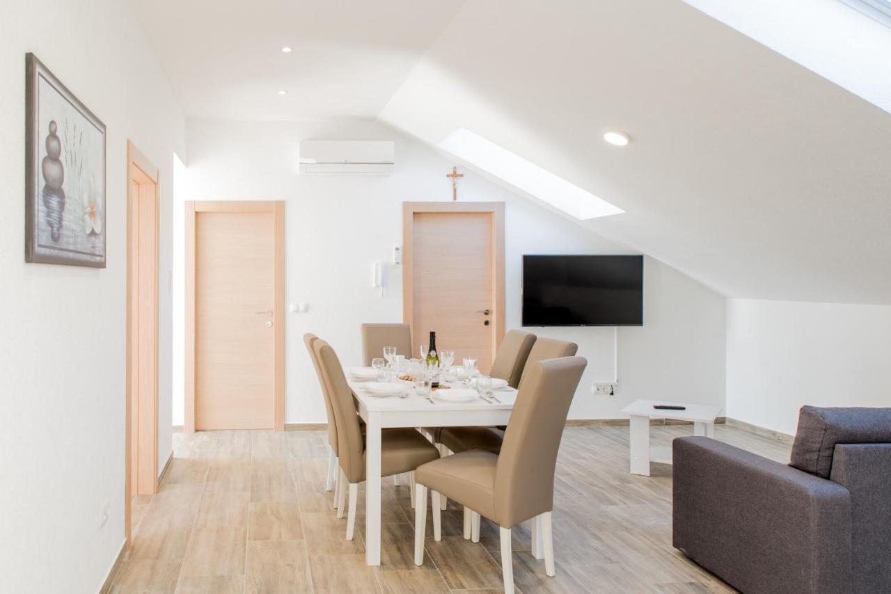 Apartments Zilic Kaštel Stari Eksteriør billede
